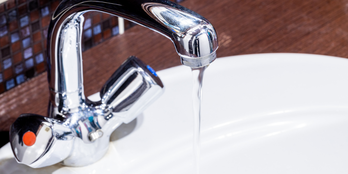 Common Causes of Low Water Pressure During Shared Use